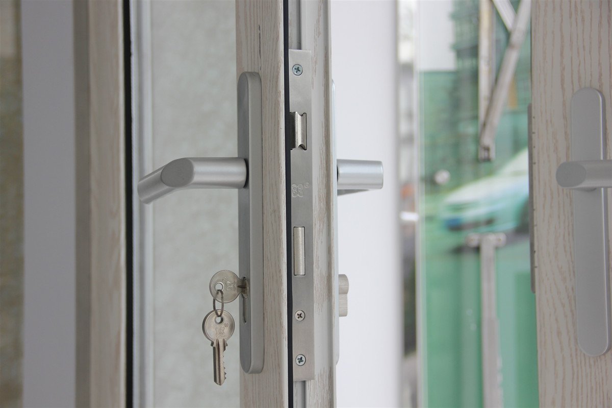 Advantages and disadvantages of casement door locks Sherma Handles